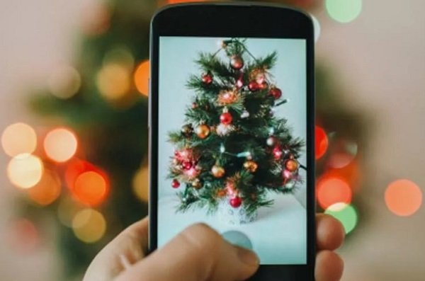 Акции к Рождеству на смартфоны.